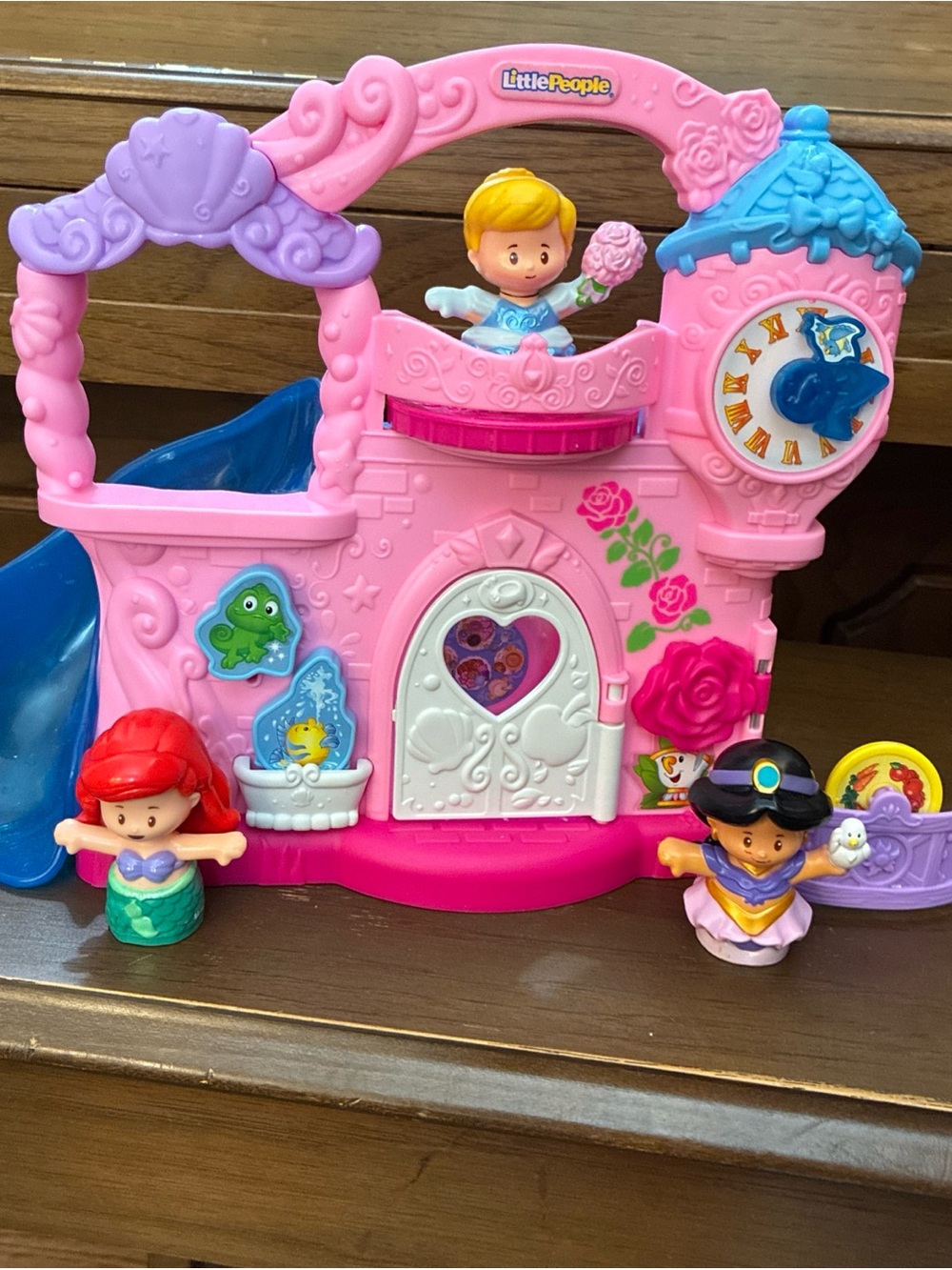 Little People Disney Princess Castle Ariel Cinderella Jasmine Play & Go Set - Picture 2 of 12